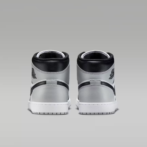Air Jordan 1 Retro High OG 'Smoke Grey'